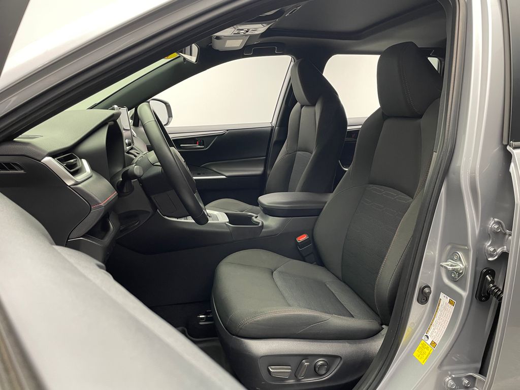 Thumbnail: 2024 Toyota RAV4 - 13