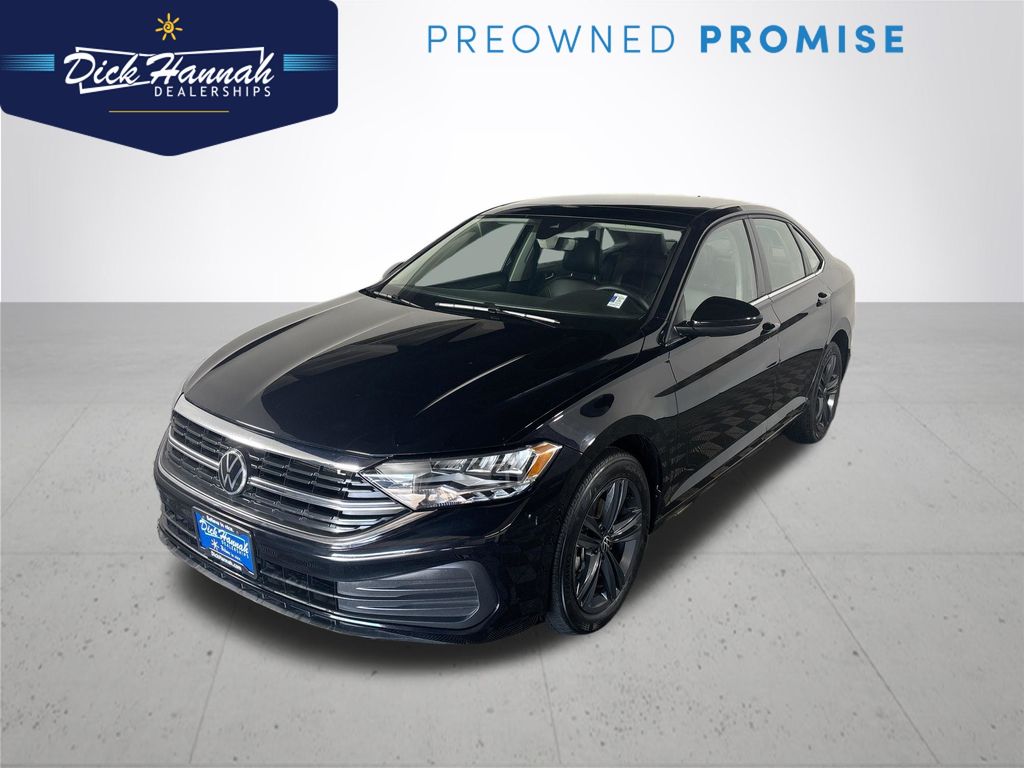 Deep Black Pearl 2022 Volkswagen Jetta Sedan Front-Wheel Drive 8-Speed Automatic