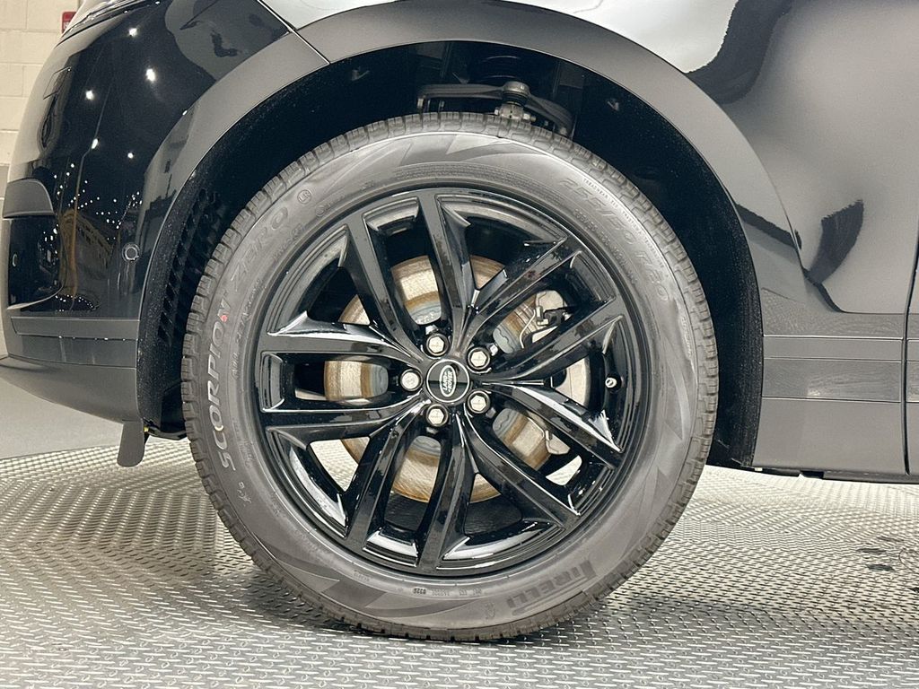 Thumbnail: 2026 Land Rover Range Rover Velar - 13