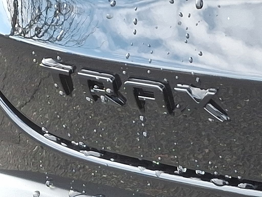 Thumbnail: 2026 Chevrolet Trax - 11