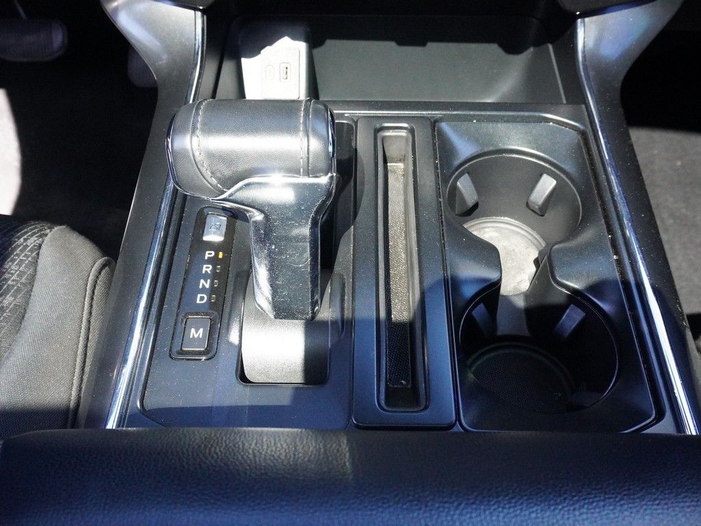 Used 2023 Black Ford XLT image 47
