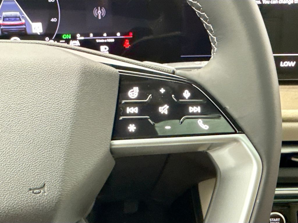 Thumbnail: 2025 Audi Q5 - 13