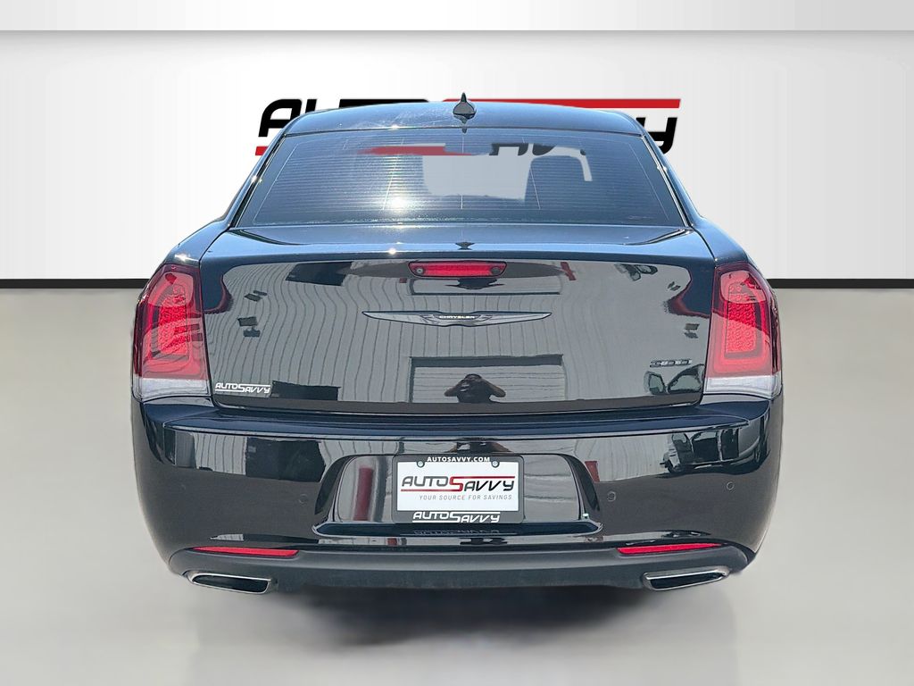 Used 2023 Black Chrysler Touring image 6
