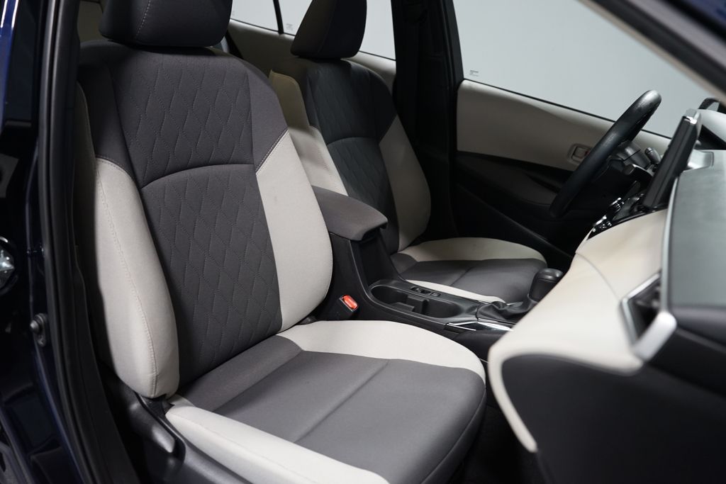 Thumbnail: 2025 Toyota Corolla - 25