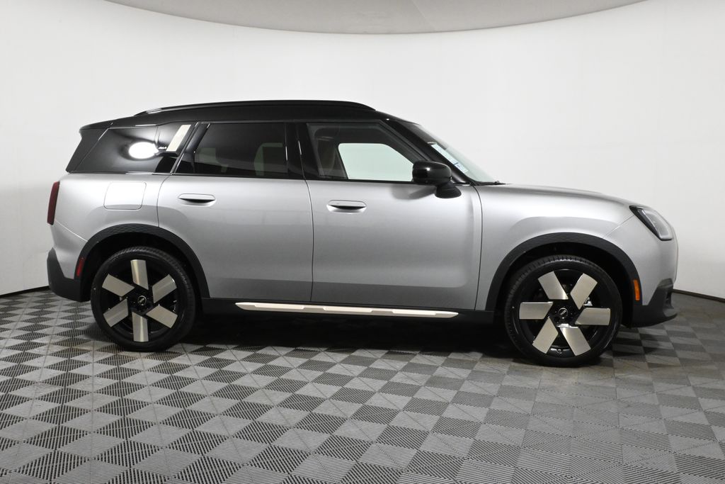 2025 MINI Cooper Countryman S 8