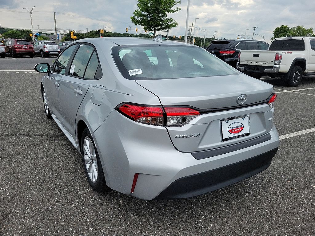 Thumbnail: 2025 Toyota Corolla - 3