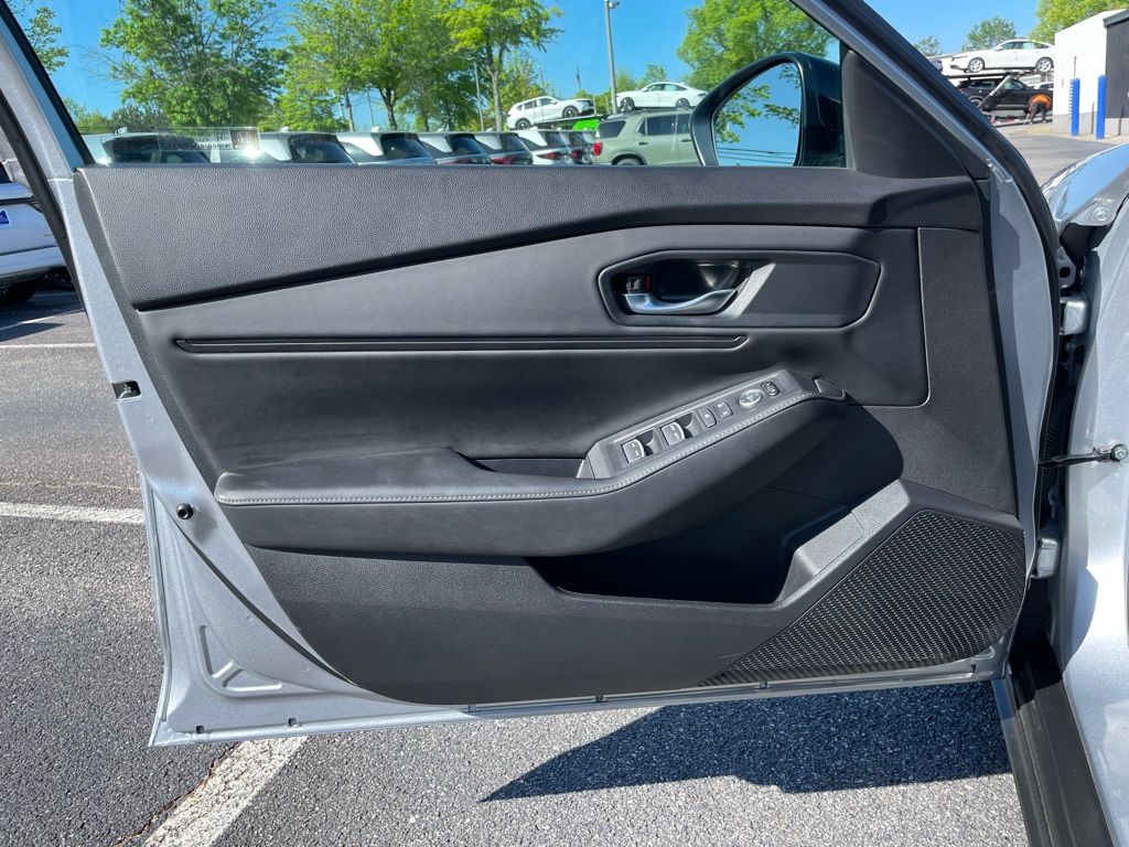 Thumbnail: 2025 Honda Accord - 24