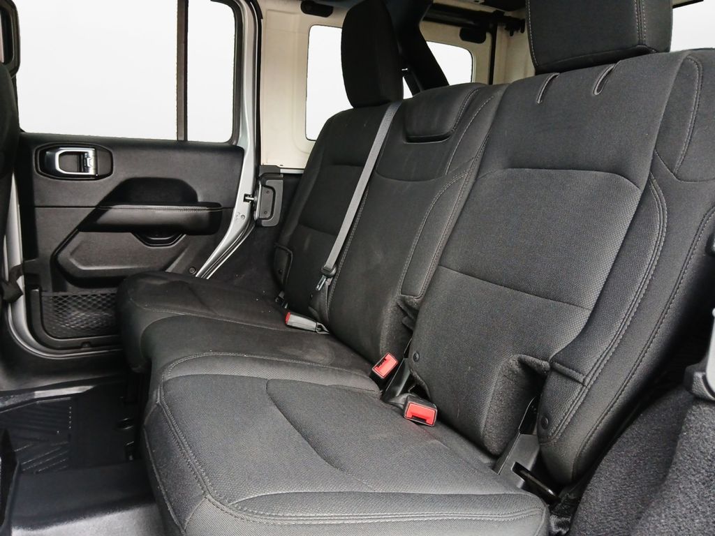Used Car 2018 Jeep Wrangler  Unlimited Sahara For Sale Under $30,000 In Austin, Texas