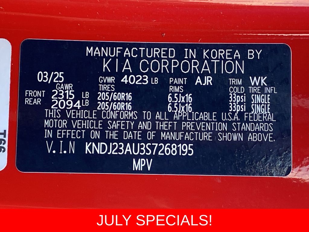 2025 Kia Soul LX - Photo 36