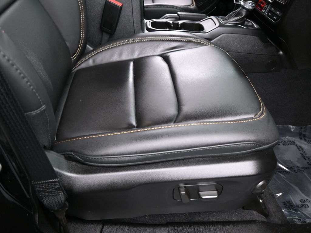 Used 2025 Black Clearcoat Jeep Rubicon 392 image 41