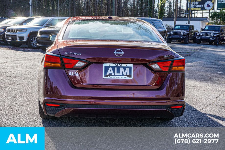 2023 Nissan Altima 2.5 SV photo 10