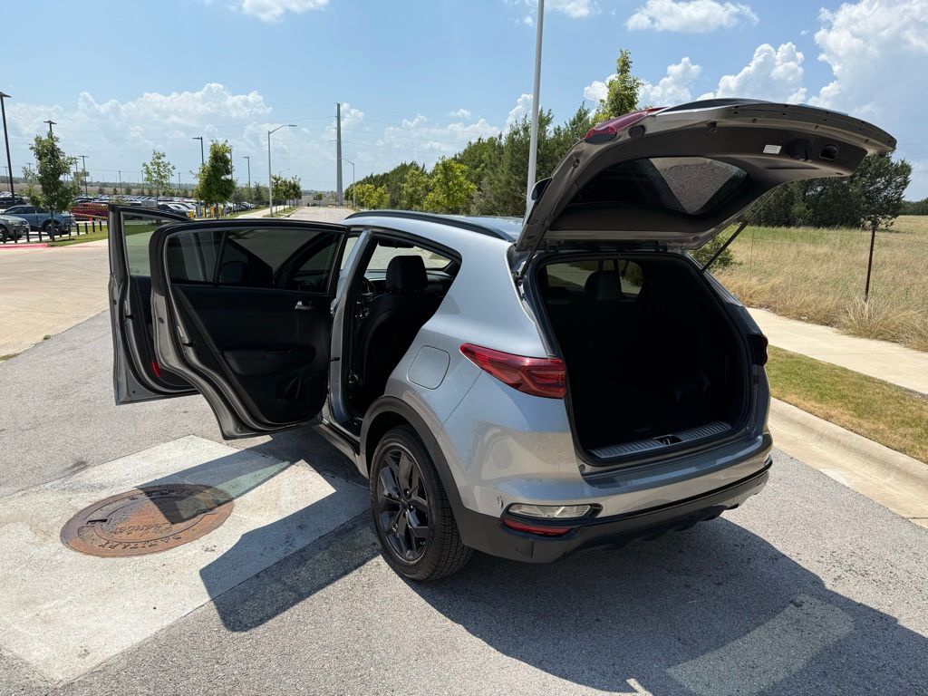 Thumbnail: 2022 Kia Sportage - 26