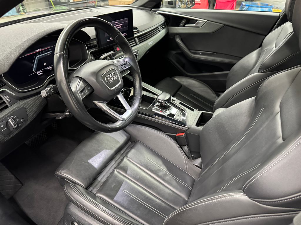 2023 Audi A4 45 S line Premium Plus