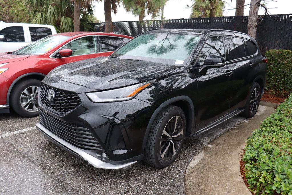 2022 Toyota Highlander XSE -
                West Palm Beach, FL