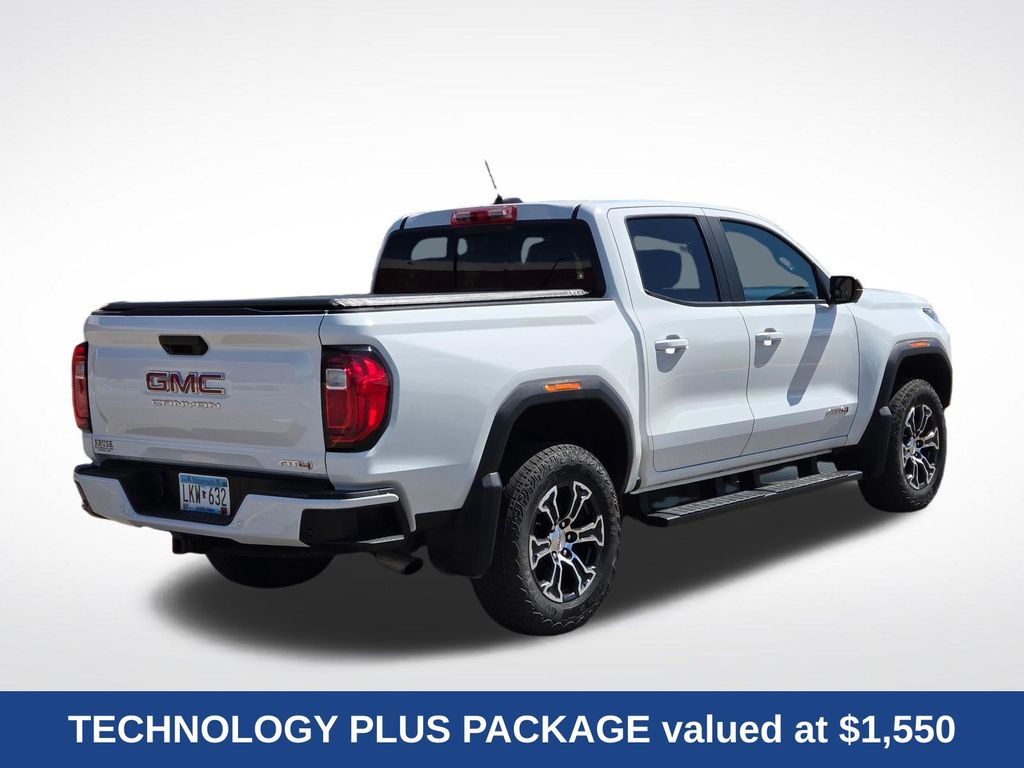 2023 GMC Canyon 4WD Crew Cab Short Box AT4