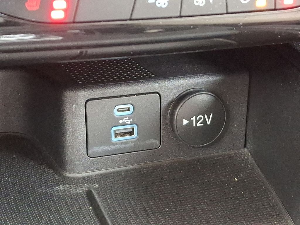 Thumbnail: 2022 Ford Escape - 27