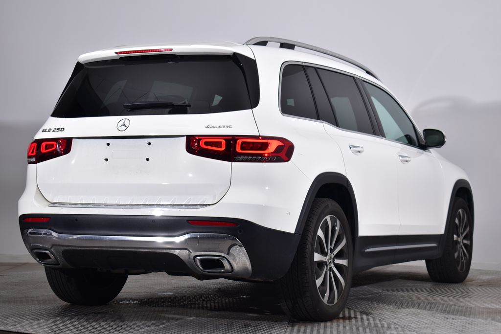 Thumbnail: 2022 Mercedes-Benz GLB - 5