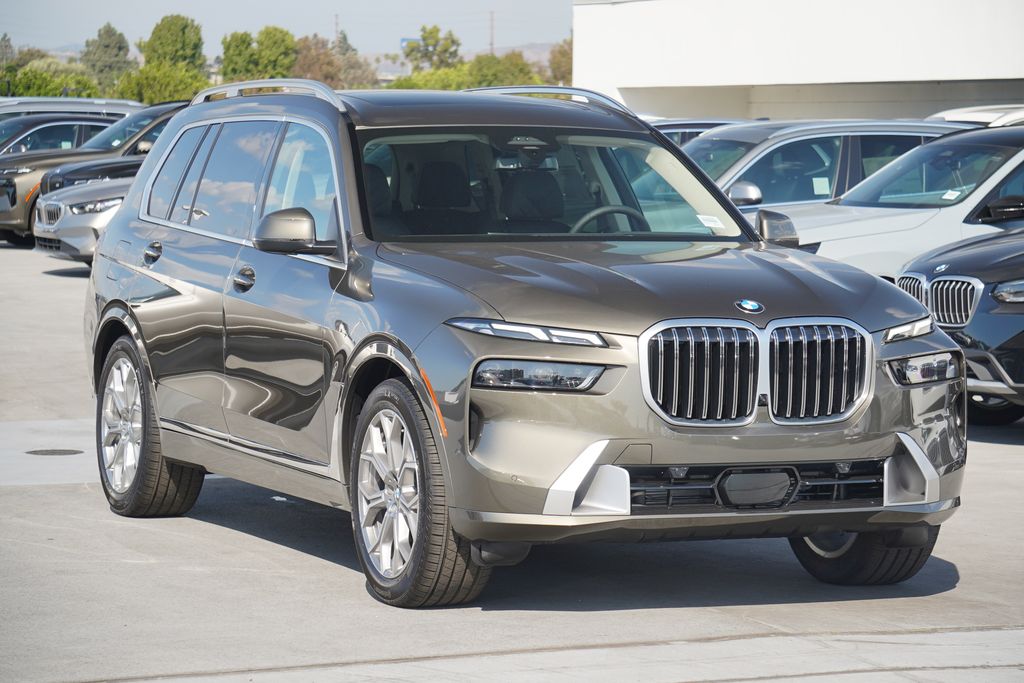 2025 BMW X7 xDrive40i 3