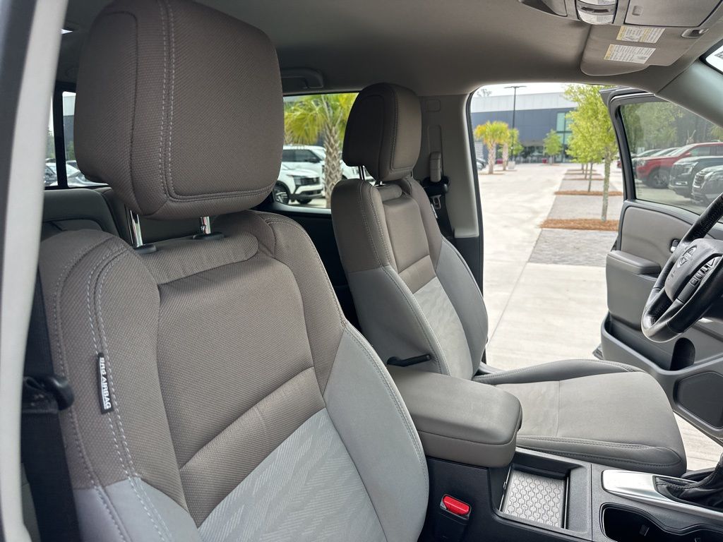 2022 Super Black Nissan Frontier SV RWD Truck