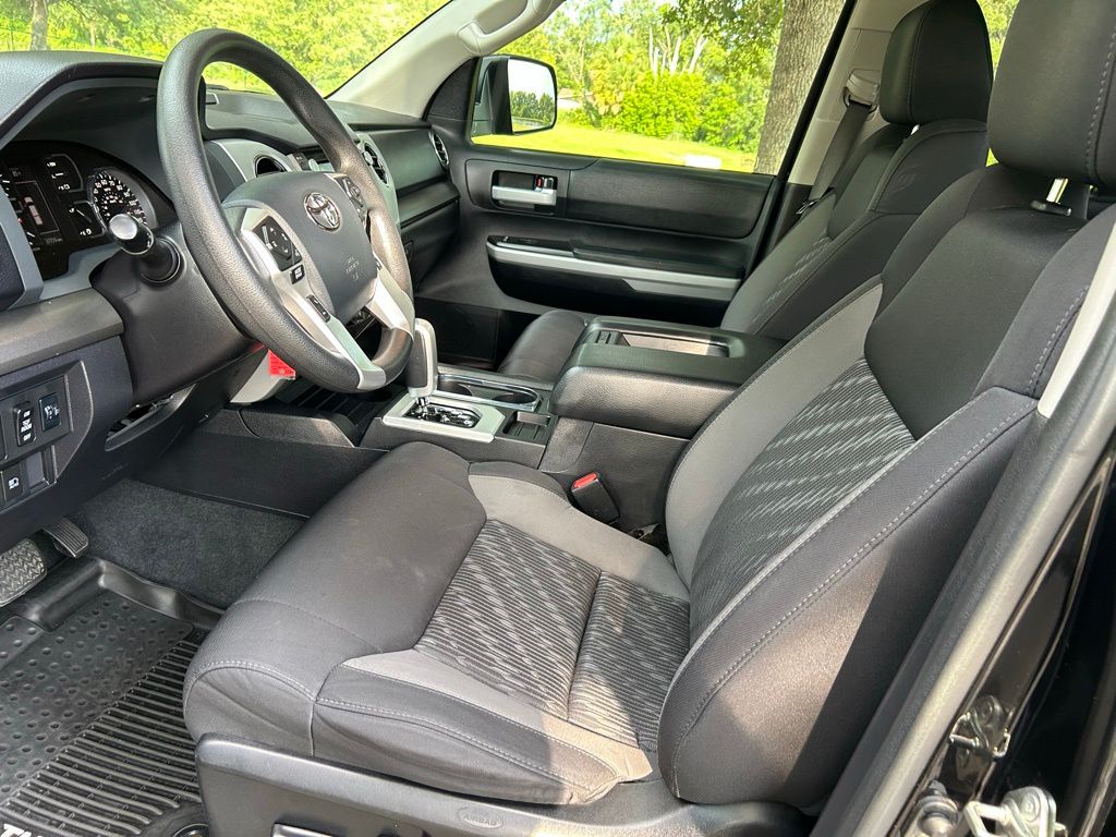 Thumbnail: 2020 Toyota Tundra - 14