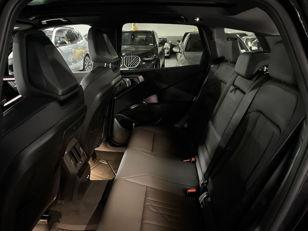 Thumbnail: 2026 BMW X3 - 23