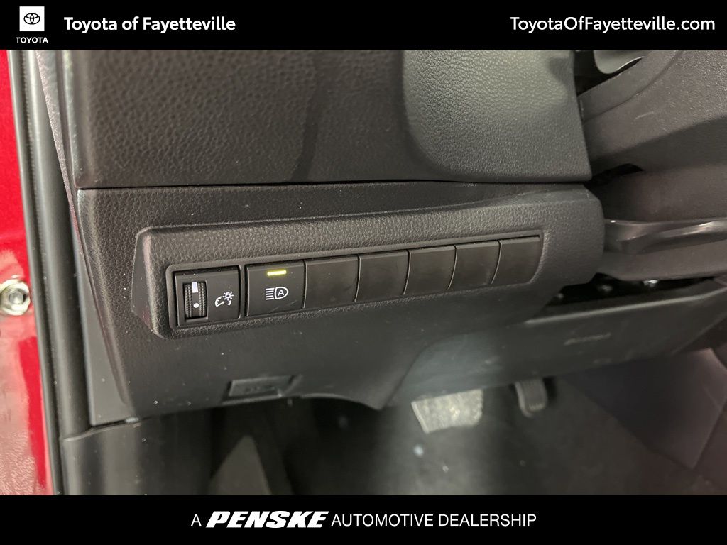 Thumbnail: 2025 Toyota Corolla - 30