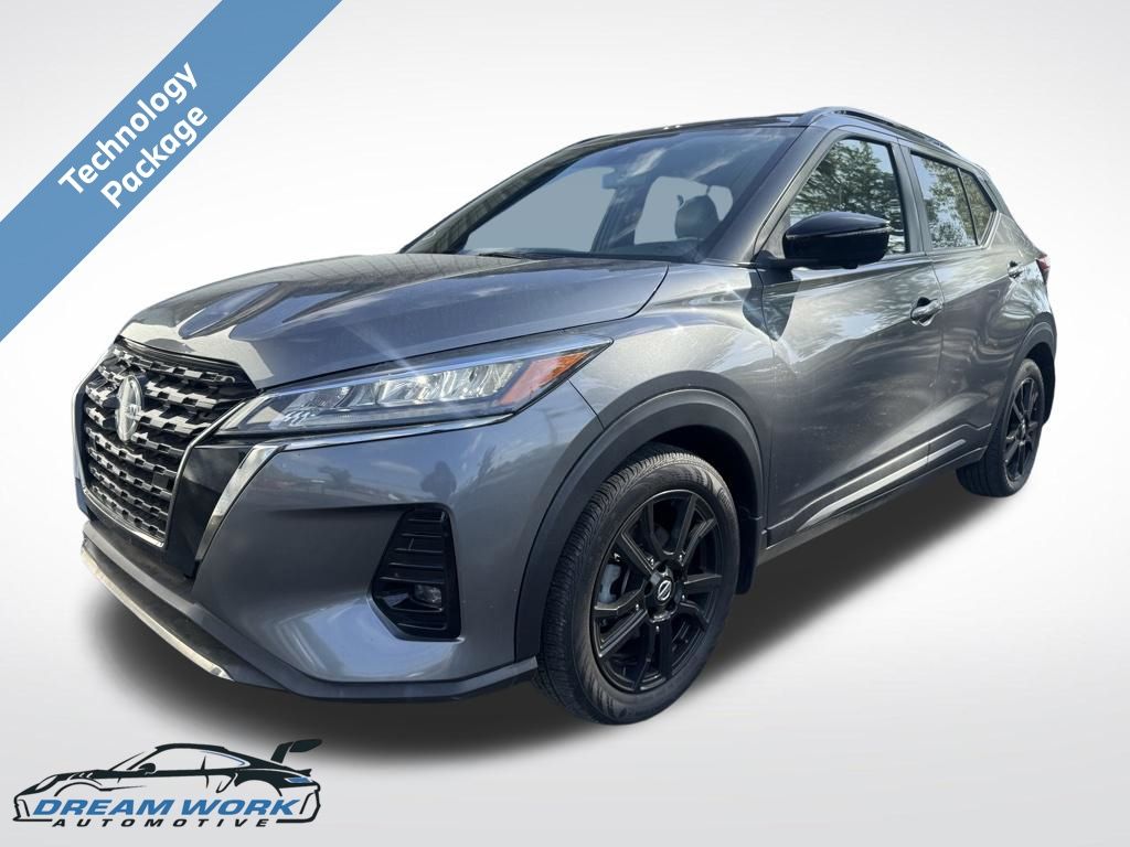 Gray (Gun Metallic) 2021 Nissan Kicks SR FWD SUV / Crossover Front-Wheel Drive Continuously Variable Transmission