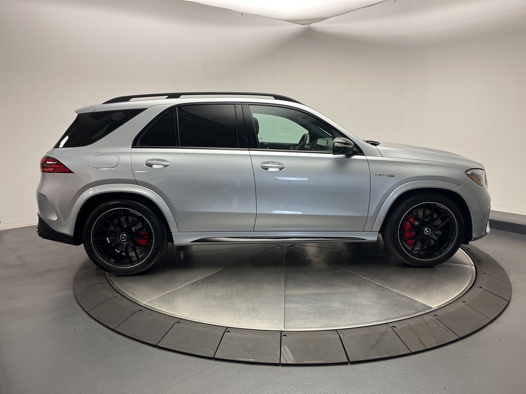 Thumbnail: 2026 Mercedes-Benz GLE - 8