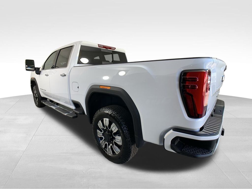 2025 GMC Sierra 2500HD Denali 4