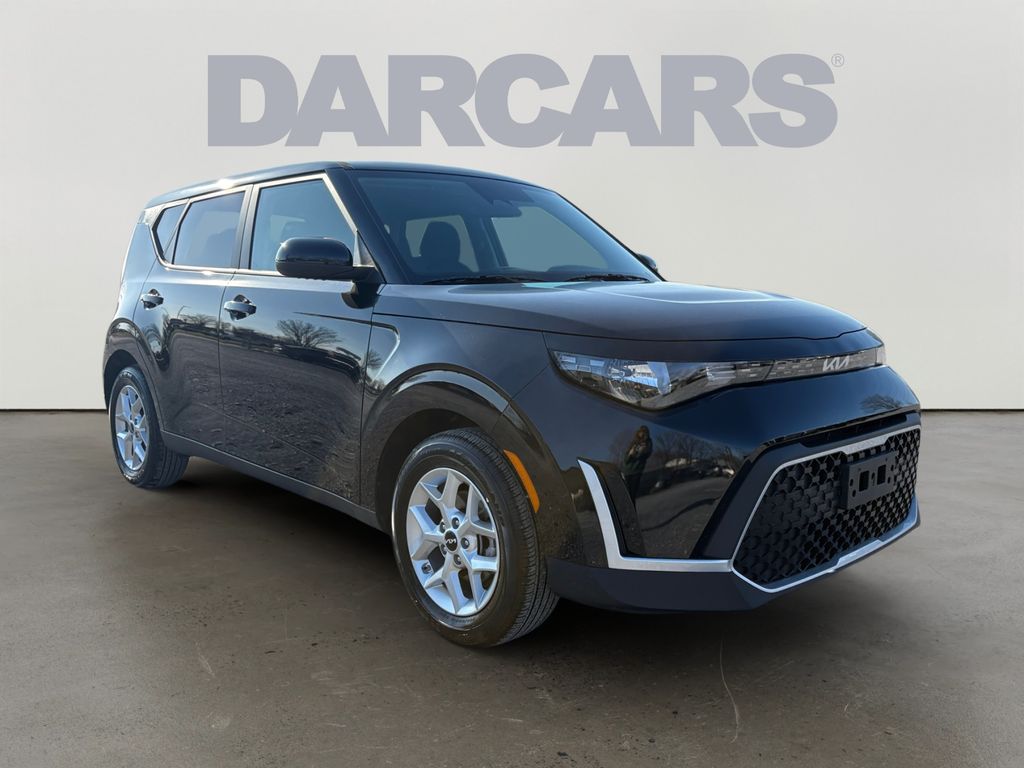 2025 Kia Soul LX FWD