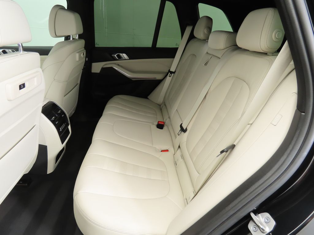 2022 BMW X5 xDrive40i 21
