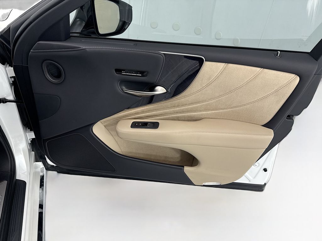 Thumbnail: 2024 Lexus LS - 23