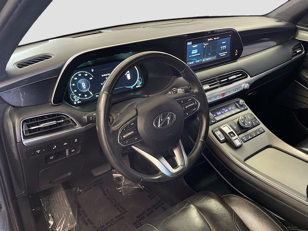 Used 2021 Gray Hyundai Calligraphy image 9
