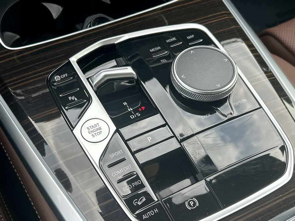Thumbnail: 2025 BMW X5 - 20