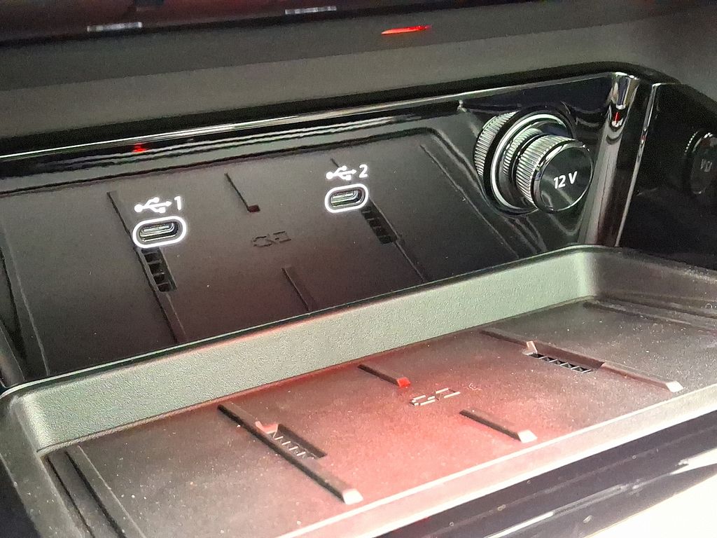 Thumbnail: 2025 Audi Q5 - 13