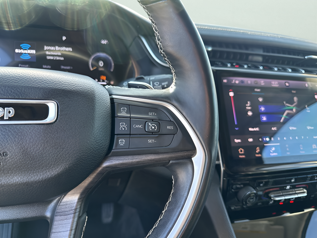 Used Car 2022 Jeep Grand Cherokee L  Limited For Sale Under $35,000 In Austin, Texas