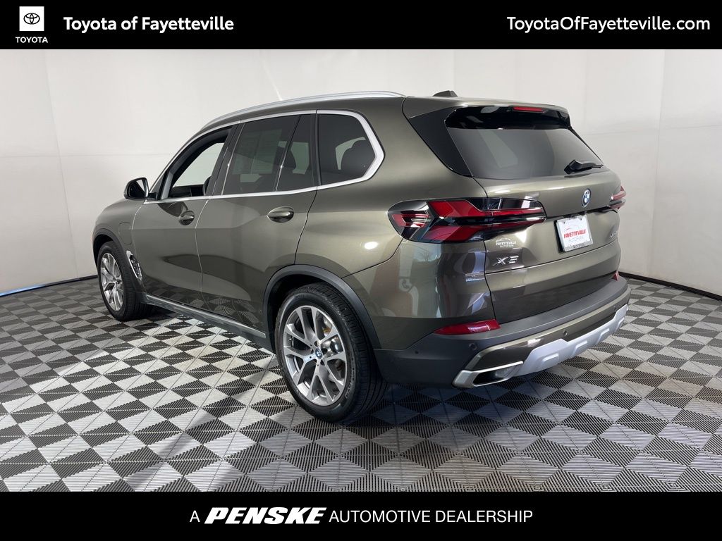 Thumbnail: 2024 BMW X5 - 17