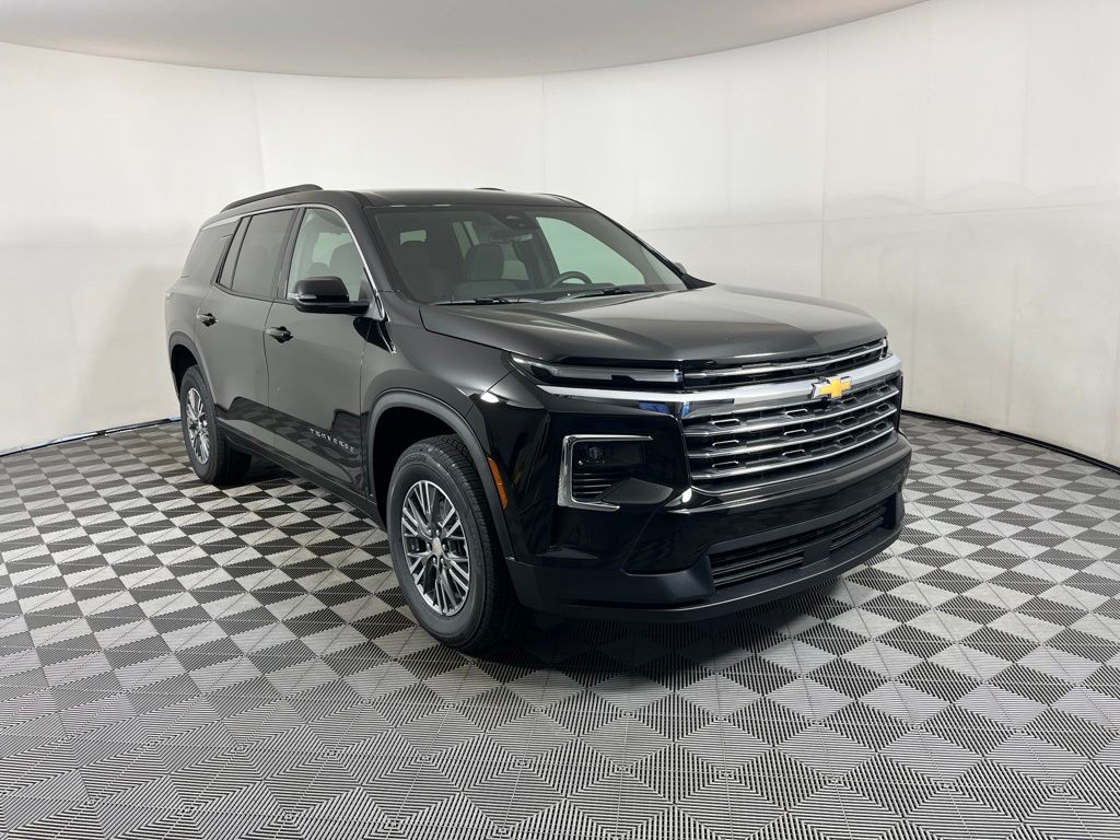 Thumbnail: 2027 Chevrolet Traverse - 6