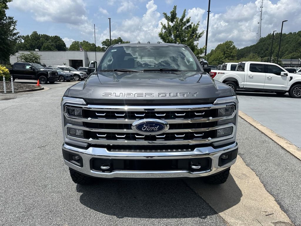 2024 Ford F-250SD Lariat 2