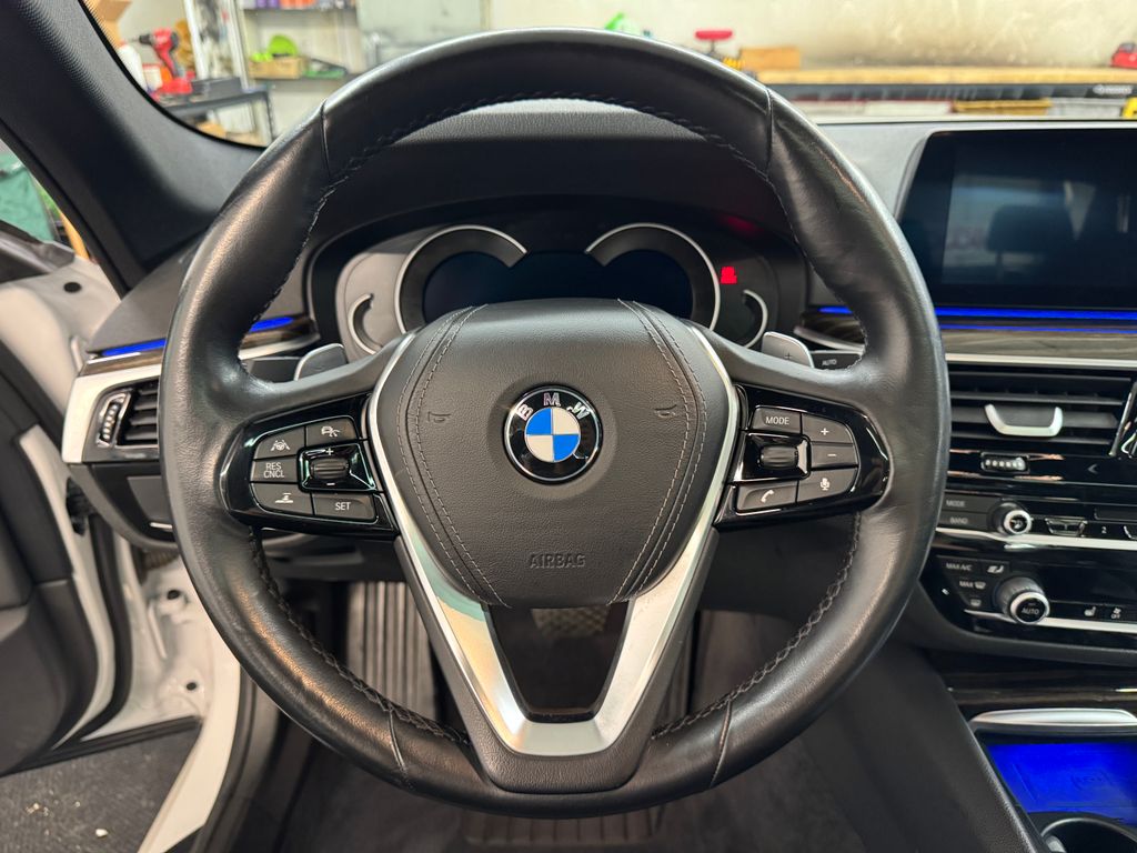 2019 BMW 5 Series 530e iPerformance