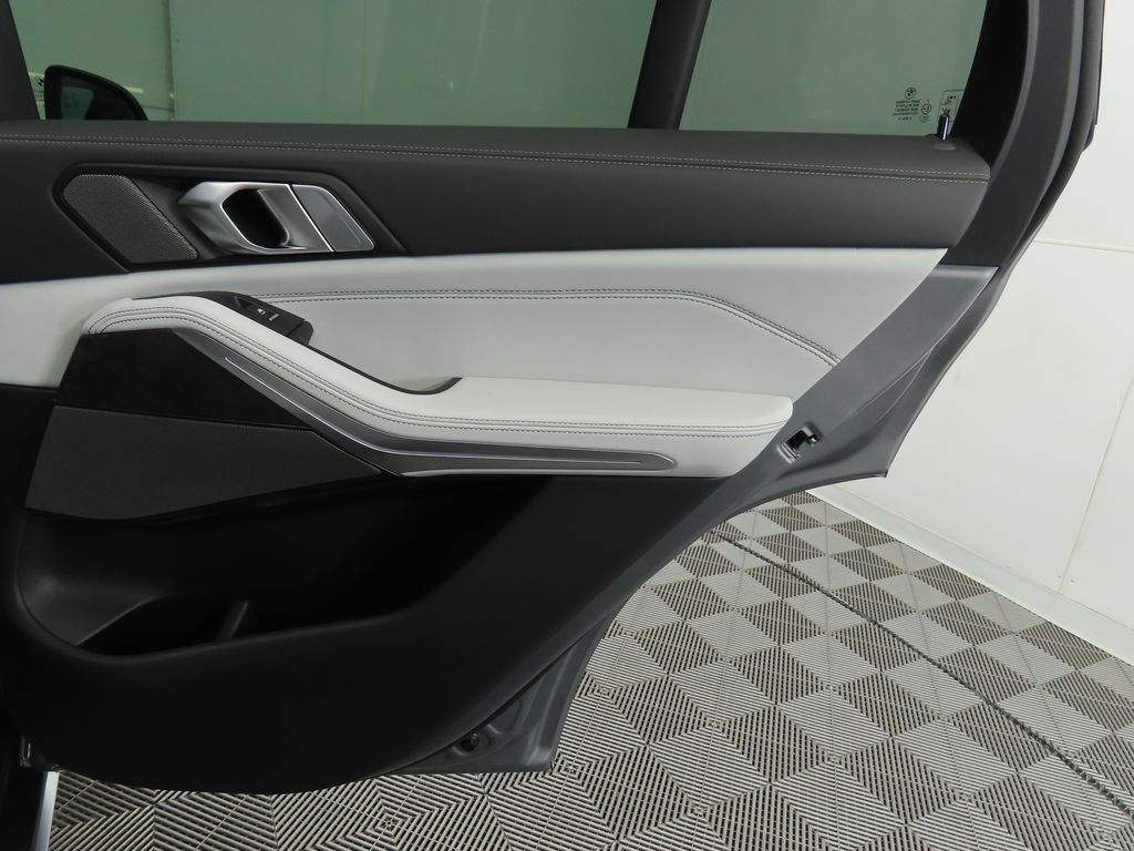 Thumbnail: 2026 BMW X5 - 27