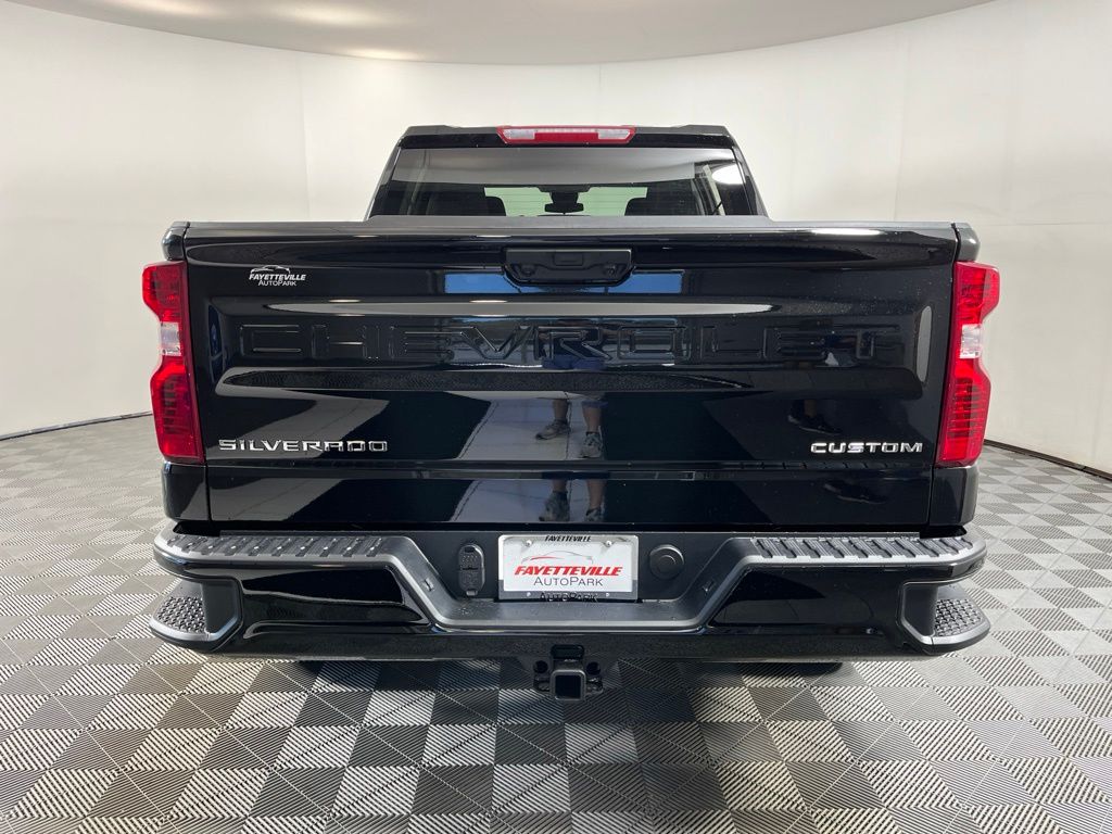 Thumbnail: 2026 Chevrolet Silverado 1500 - 4