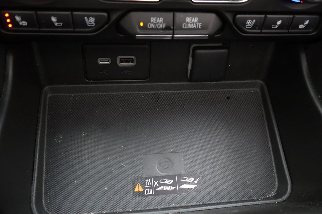 Thumbnail: 2022 Chevrolet Tahoe - 29