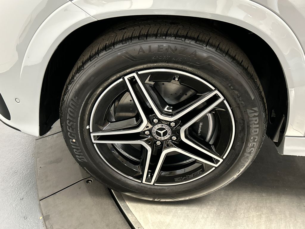 2025 Mercedes-Benz GLE 450 10