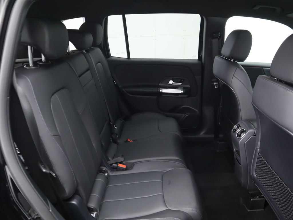 Thumbnail: 2025 Mercedes-Benz GLB - 22