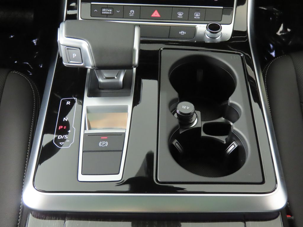 Thumbnail: 2026 Audi Q7 - 22
