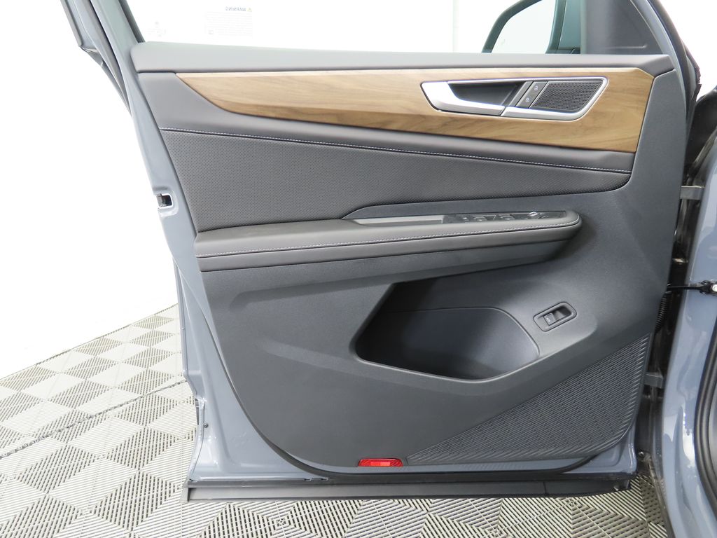 Thumbnail: 2026 Volkswagen Atlas - 24