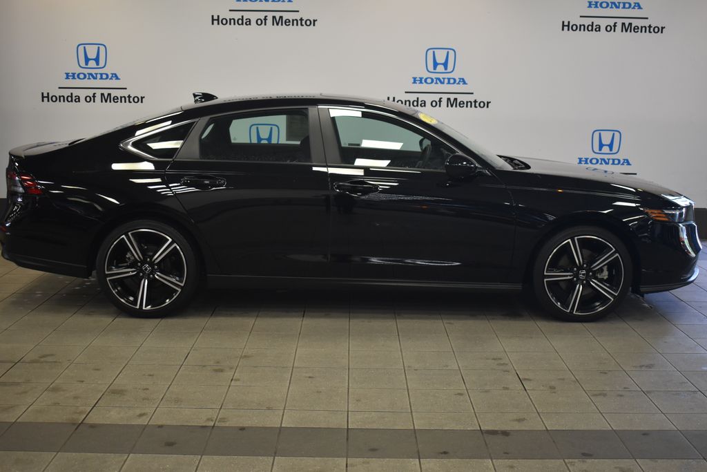 2024 Honda Accord Sport 8