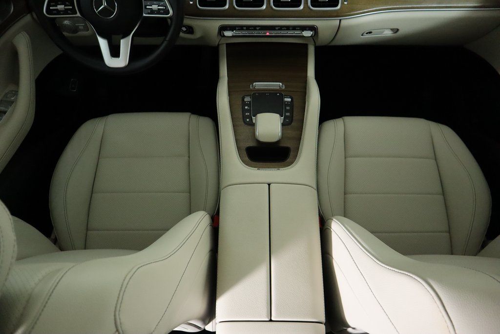 Thumbnail: 2023 Mercedes-Benz GLE - 17