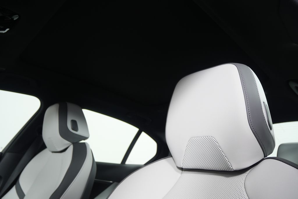 2026 BMW i5 eDrive40 12